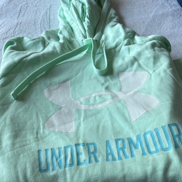 Under Armour Light Green Hoodie with White Logo - Picture 1 of 4